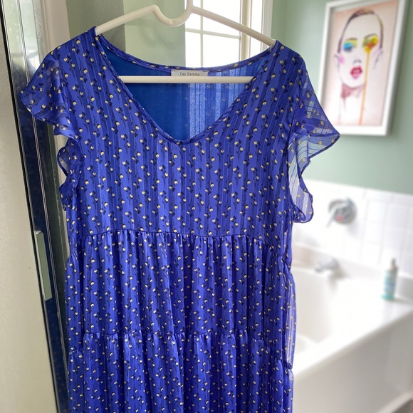 Blue Dress - Picture 1 of 3